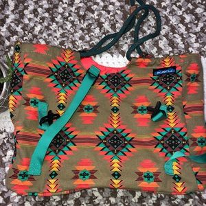KAVU bag with straps to hold your yoga mat!